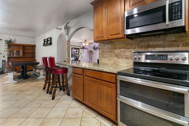 6608 Mccoy Court, Watauga, TX 76148
