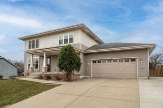 305 Skyland WAY, Deerfield, WI 53531