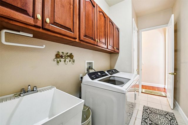 243 CLEARVIEW ROAD, Chuluota, FL 32766