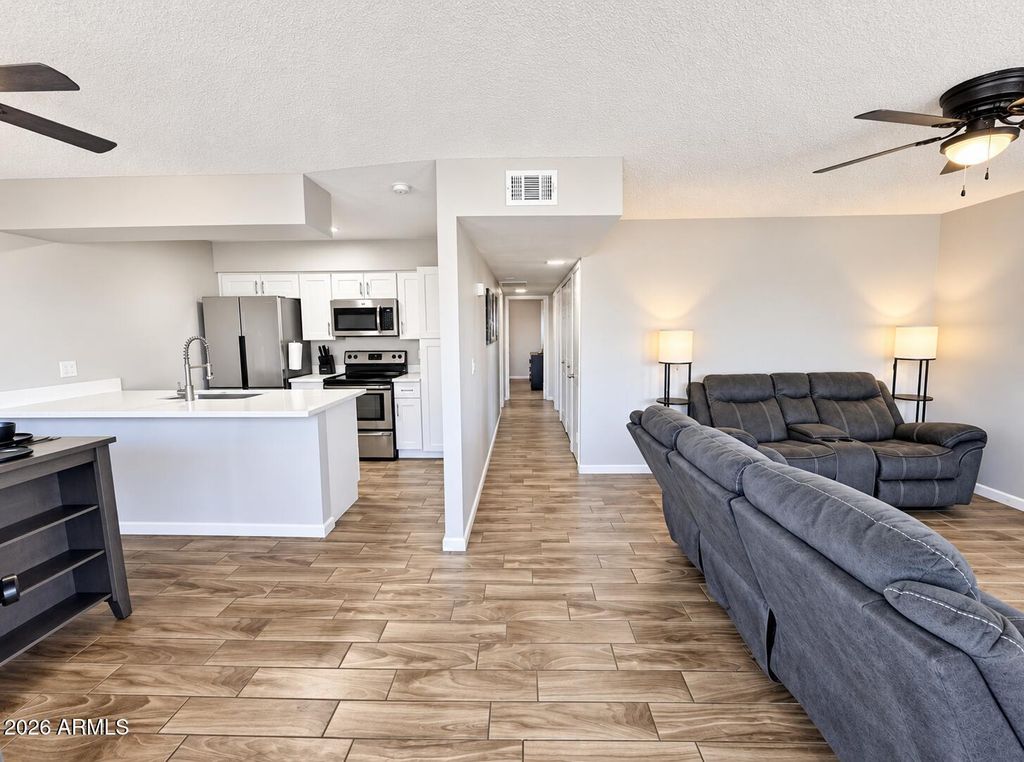 286 W PALOMINO Drive 120, Chandler, AZ 85225 — photo 3