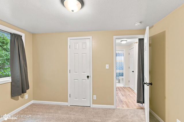 4502 Klondike Court, Anchorage, AK 99508