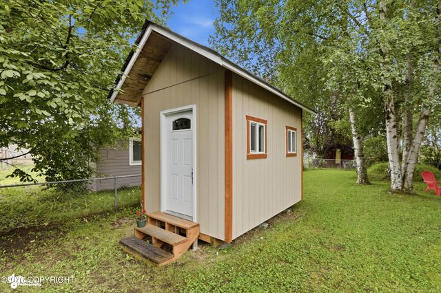 4502 Klondike Court, Anchorage, AK 99508