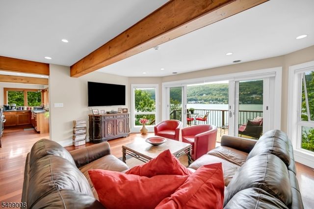 10 Van Orden Ln, Other Orange County, NY 10925