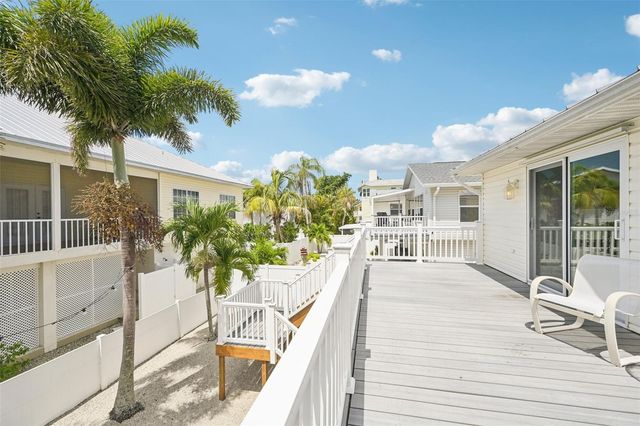262 S HARBOR DRIVE, Holmes Beach, FL 34217