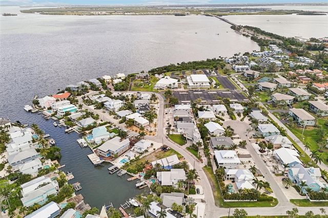 262 S HARBOR DRIVE, Holmes Beach, FL 34217