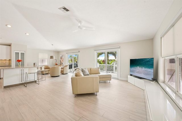 262 S HARBOR DRIVE, Holmes Beach, FL 34217