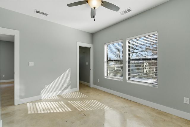 1004 W Hanna Street, Denison, TX 75020