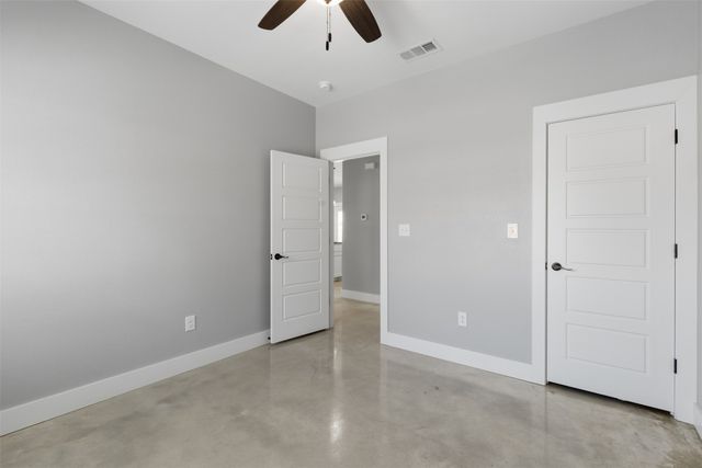 1004 W Hanna Street, Denison, TX 75020