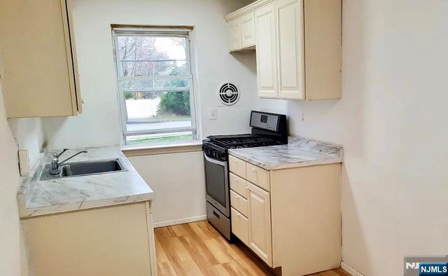 62 Regency Park, Ramsey, NJ 07446