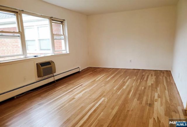 62 Regency Park, Ramsey, NJ 07446
