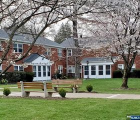 62 Regency Park, Ramsey, NJ 07446