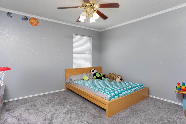 2304 Red Oak Drive, Little Elm, TX 75068