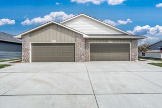 5434 N Briskbay Ct., Maize, KS 67101