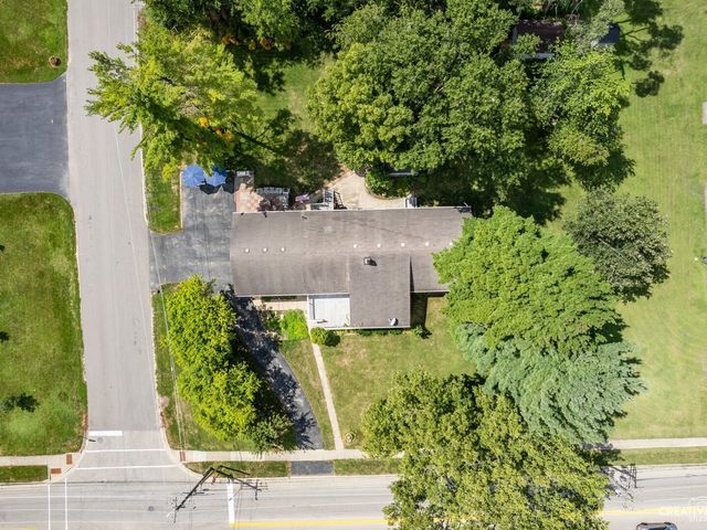 210 S Ben Street, Plano, IL 60545