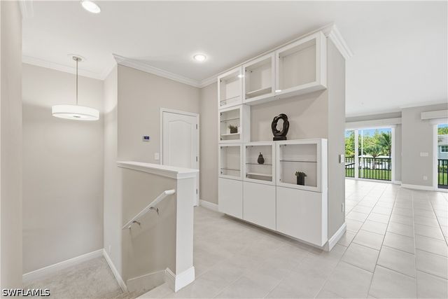 6966 Avalon CIR 908, Naples, FL 34112