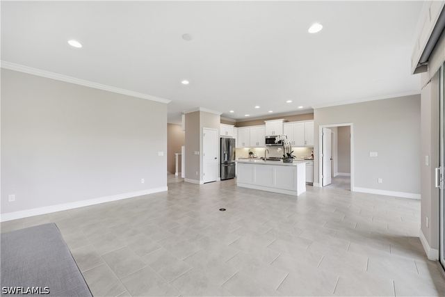 6966 Avalon CIR 908, Naples, FL 34112