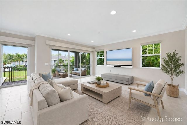 6966 Avalon CIR 908, Naples, FL 34112