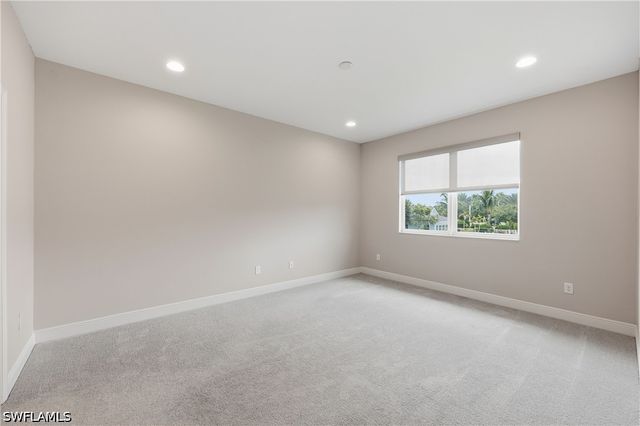 6966 Avalon CIR 908, Naples, FL 34112