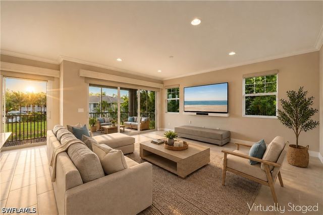 6966 Avalon CIR 908, Naples, FL 34112