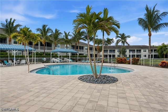 6966 Avalon CIR 908, Naples, FL 34112