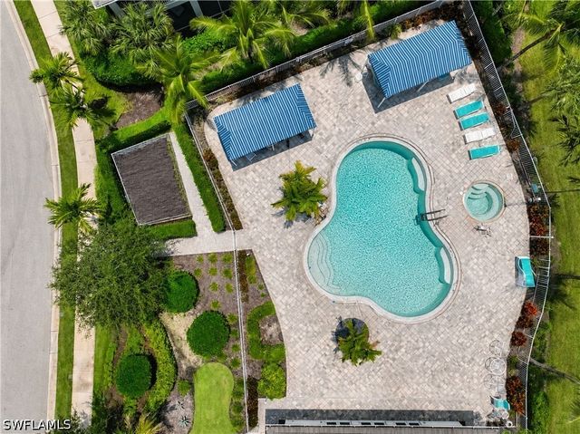 6966 Avalon CIR 908, Naples, FL 34112