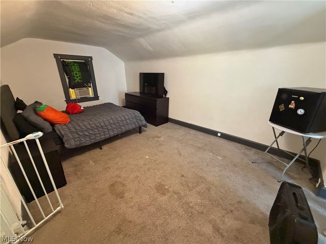 1211 Jennings Avenue, East Liverpool, OH 43920