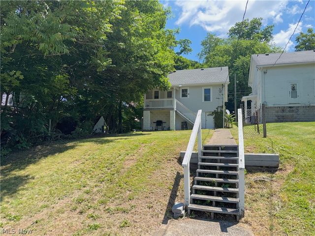 1211 Jennings Avenue, East Liverpool, OH 43920