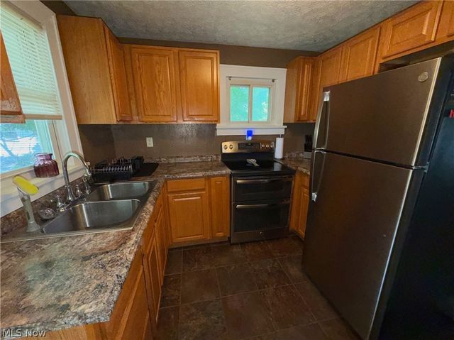 1211 Jennings Avenue, East Liverpool, OH 43920