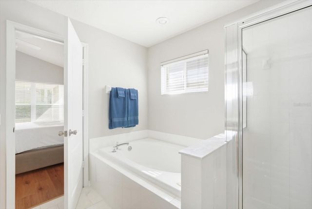 5522 TERRAIN DE GOLF DRIVE, Lutz, FL 33558