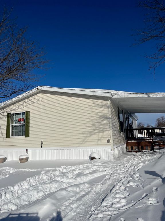 388 Fairway Drive, Cadillac, MI 49601