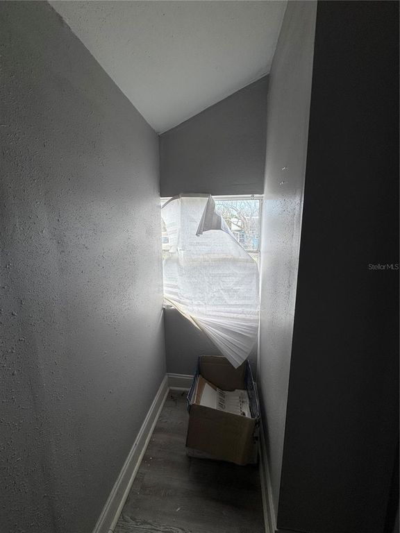 Image 29 of property listing at 309 OLD MISSION ROAD, New Smyrna Beach, FL 32168