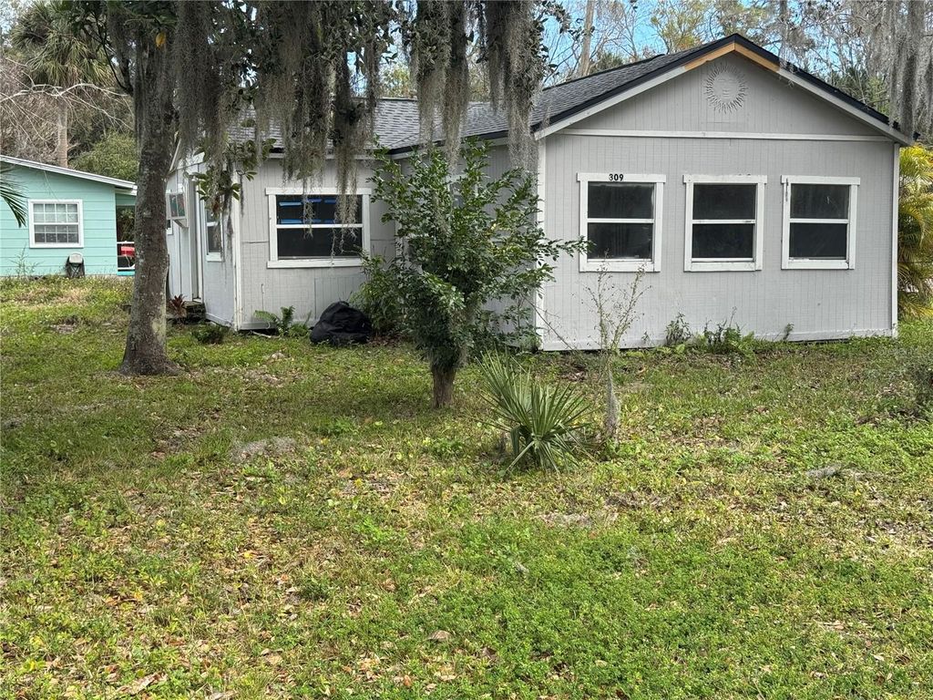 Image 38 of property listing at 309 OLD MISSION ROAD, New Smyrna Beach, FL 32168