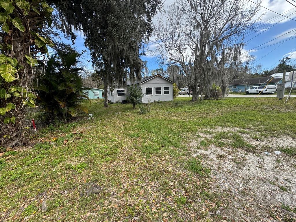 Image 39 of property listing at 309 OLD MISSION ROAD, New Smyrna Beach, FL 32168