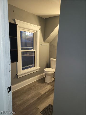 1007 Dewalt Avenue NW, Canton, OH 44703