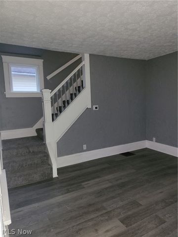 1007 Dewalt Avenue NW, Canton, OH 44703