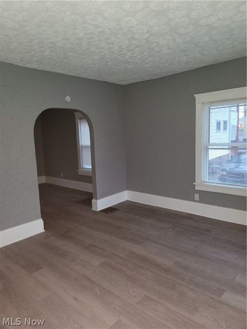 1007 Dewalt Avenue NW, Canton, OH 44703