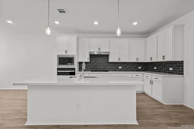 12341 Goulding, San Antonio, TX 78254