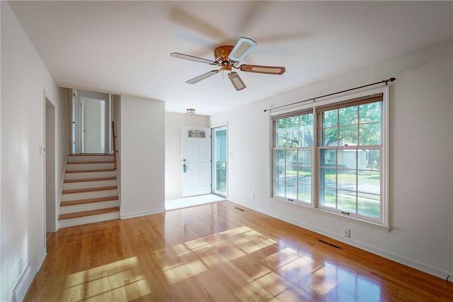 8432 Evanston Avenue, Raytown, MO 64138