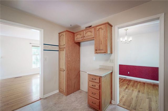 8432 Evanston Avenue, Raytown, MO 64138