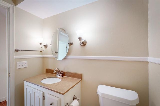 8432 Evanston Avenue, Raytown, MO 64138