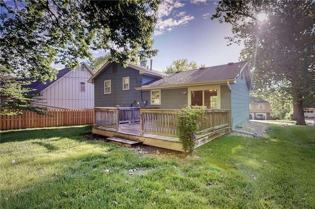8432 Evanston Avenue, Raytown, MO 64138