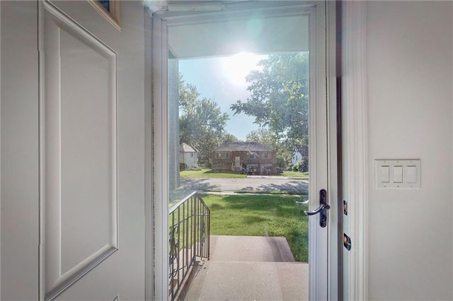 8432 Evanston Avenue, Raytown, MO 64138