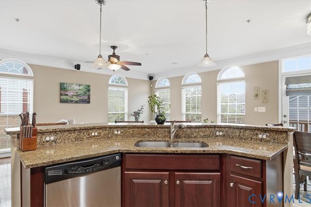 2909 Murano Way, Glen Allen, VA 23059