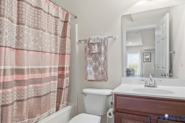 2909 Murano Way, Glen Allen, VA 23059