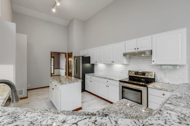 2638 Carla Drive, Lewis Center, OH 43035