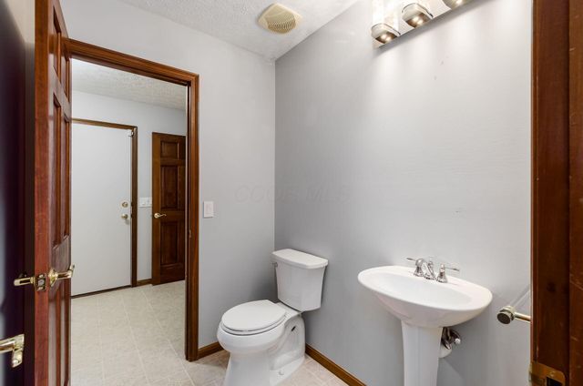 2638 Carla Drive, Lewis Center, OH 43035