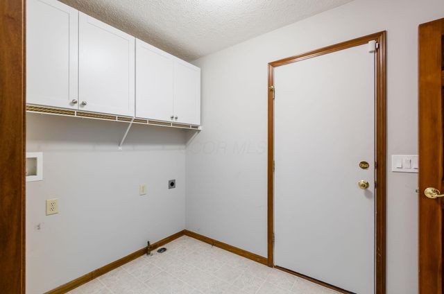 2638 Carla Drive, Lewis Center, OH 43035