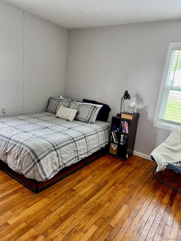 522 Hudson Street, Ypsilanti Charter Township, MI 48198