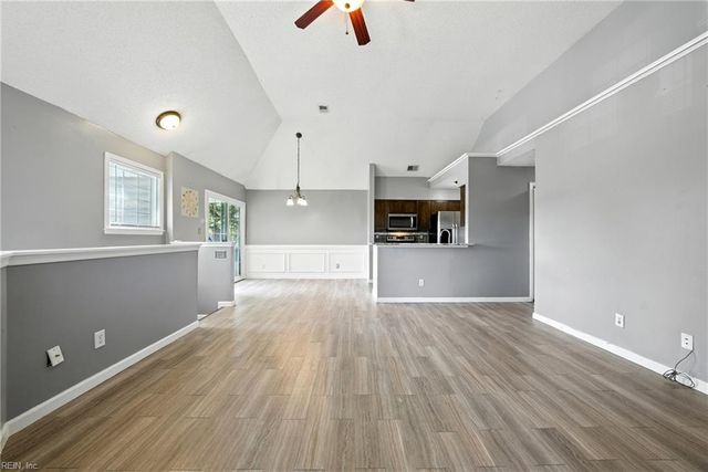711 Rue Marseille, Chesapeake, VA 23320