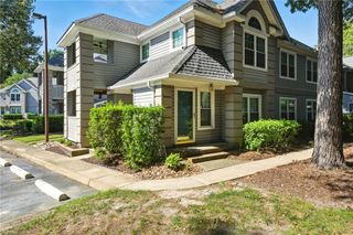 711 Rue Marseille, Chesapeake, VA 23320
